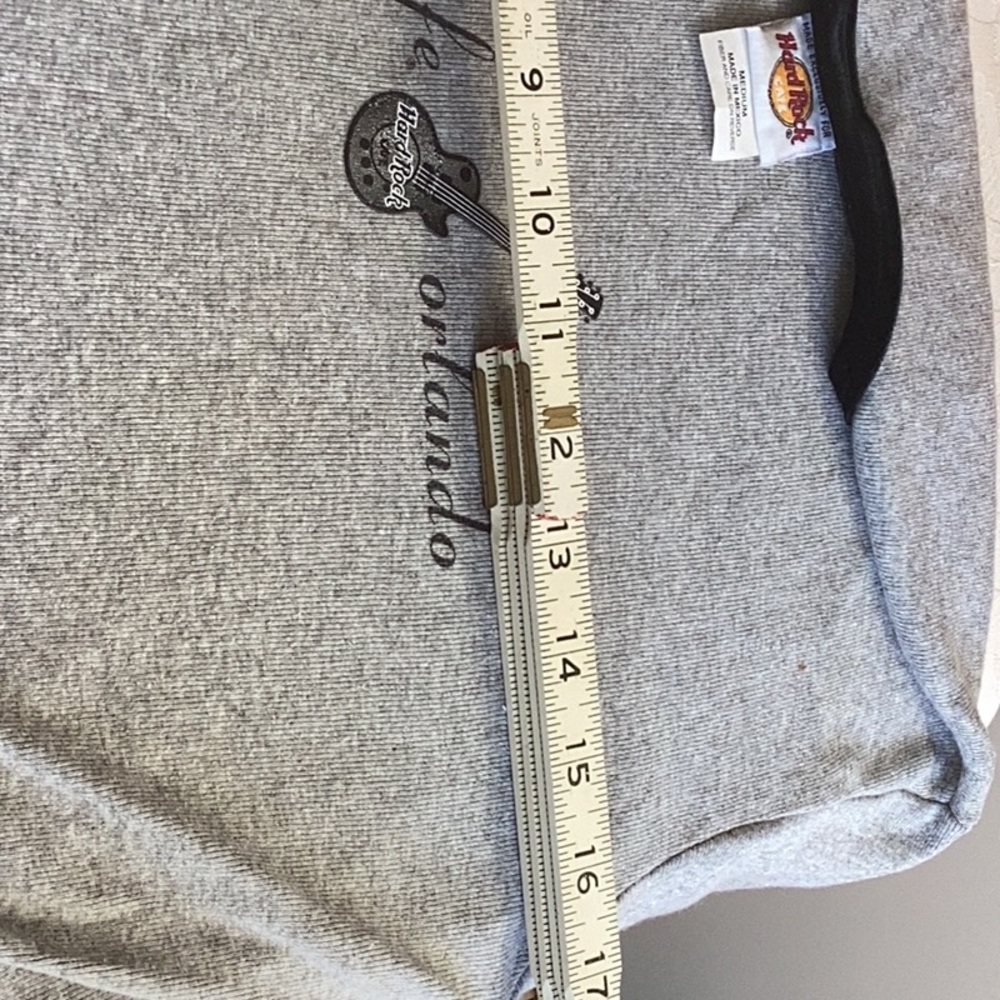 Hard Rock Cafe Orlando long sleeve gray t-shirt, size Medium. Never worn. NWOT - Picture 11 of 13